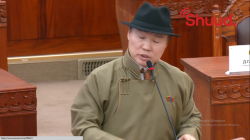 УИХ-ын гишүүн С.Эрдэнэболд: Надад багш нараас 500 орчим мессеж ирлээ